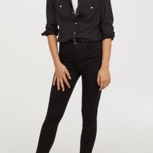 H&M &Denim High Waisted Skinny Jean in Black
